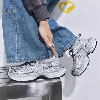 Летни маратонки 2024, Нова Корейска Окото Дишащи обувки за баща на платформата, Женски студентски ежедневни спортни маратонки сребрист цвят на дебела подметка