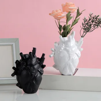 Настолна ваза за цветя във формата на сърце на Хелоуин, за да проверите за празнични партита, декорация на масата, за декорация на хола, домашен декор