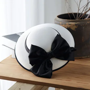 Цилиндър Дамска мода Хепбърн Френска реколта шапка на Черно-бяла сватбена рокля шапки и Аксесоари шапка
