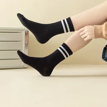 Черно-бели памучни спортни чорапи за спорт и отдих LO Yoga, чорапи-дезодоранти Four Seasons с логото на