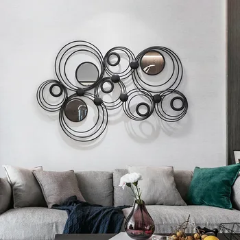 Просто и модерна декорация на стените на заден план в хола, Дизайнерски пръстен творческа личност, триизмерно желязо декорация на стени